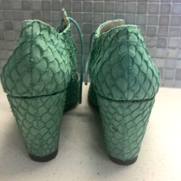 💫HOST PICK💫 All Black lace up wedges - Picture 4 of 7